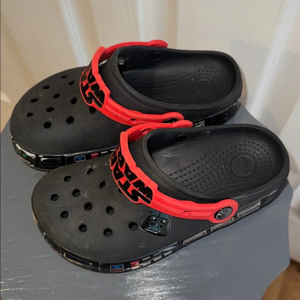 Star Wars Darth Vader Black‎ and Red Clogs C13